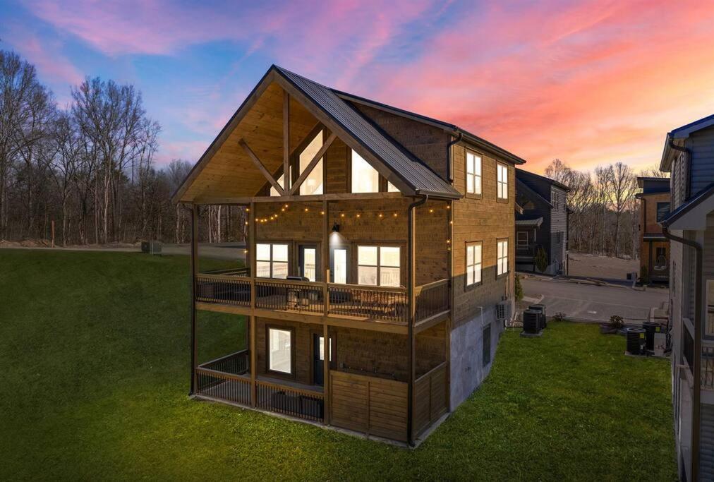 Smoky Fun Cabin Pigeon Forge Bagian luar foto