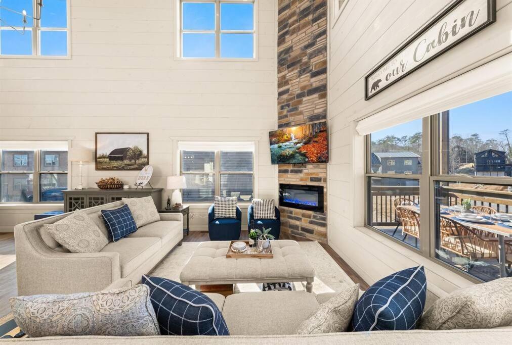 Smoky Fun Cabin Pigeon Forge Bagian luar foto