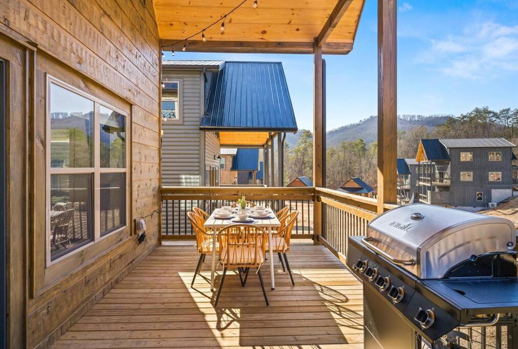 Smoky Fun Cabin Pigeon Forge Bagian luar foto